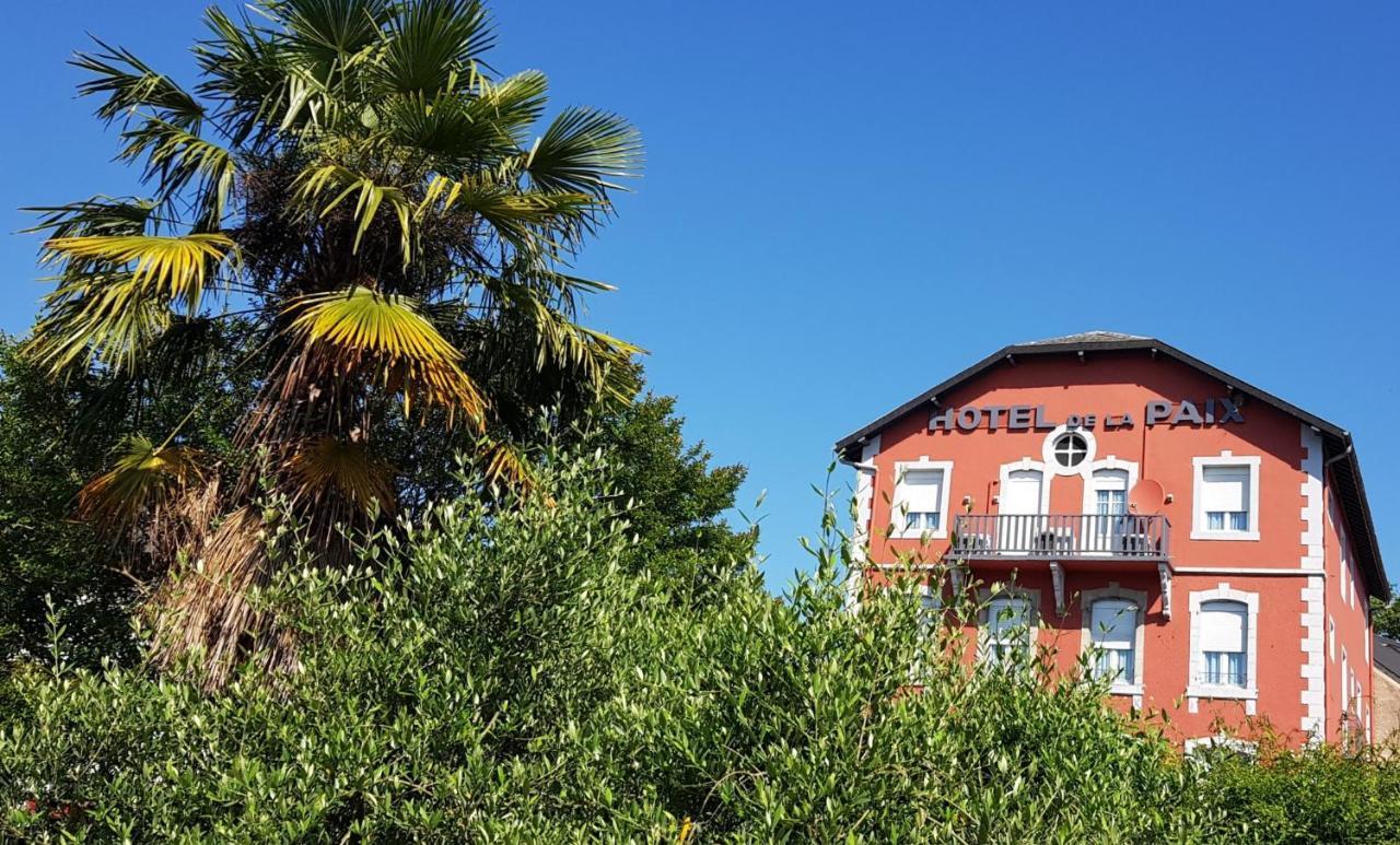 Hotel De La Paix Oloron-Sainte-Marie Exteriör bild